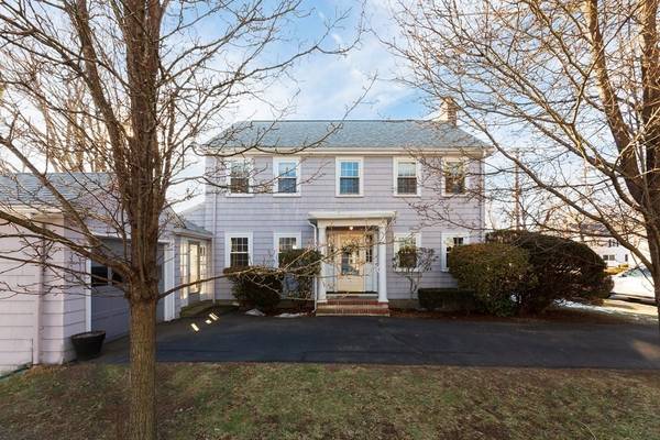 54 Rustlewood Rd, Milton, MA 02186