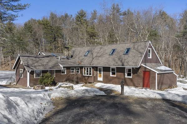 472 Sugar Rd, Bolton, MA 01740