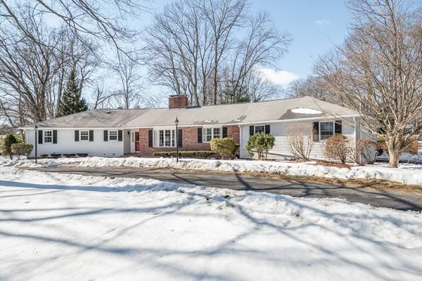 3 Saxon Lane, Shrewsbury, MA 01545