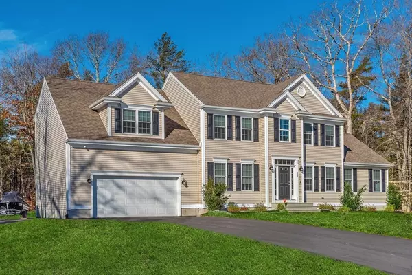 Raynham, MA 02767,525 Pine St