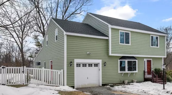 18 Lincoln Dr, Littleton, MA 01460