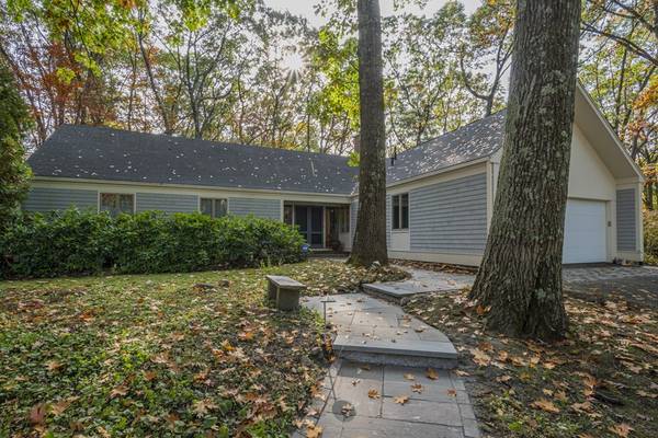 43 Baskin Rd, Lexington, MA 02421