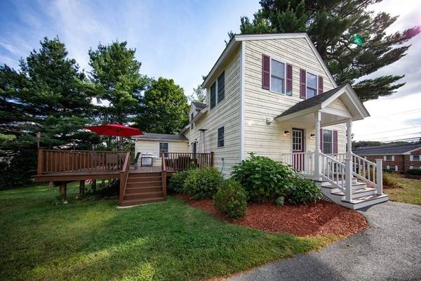 987 Edgell Rd, Framingham, MA 01701