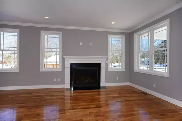 Auburn, MA 01501,10-1 Stone St