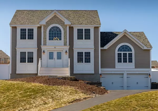 50 Candlewood Dr, Leominster, MA 01453