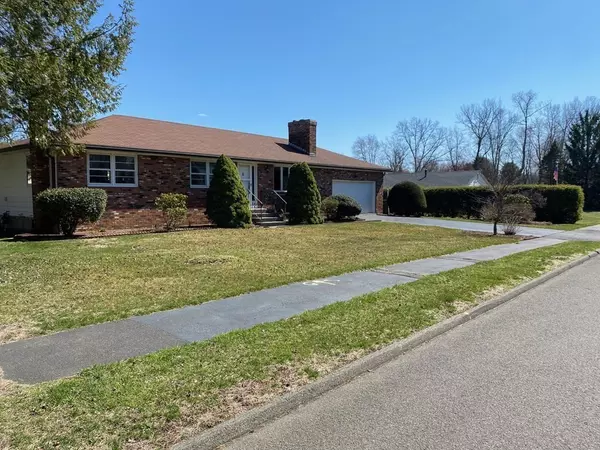 Agawam, MA 01001,16 Fernwood Dr