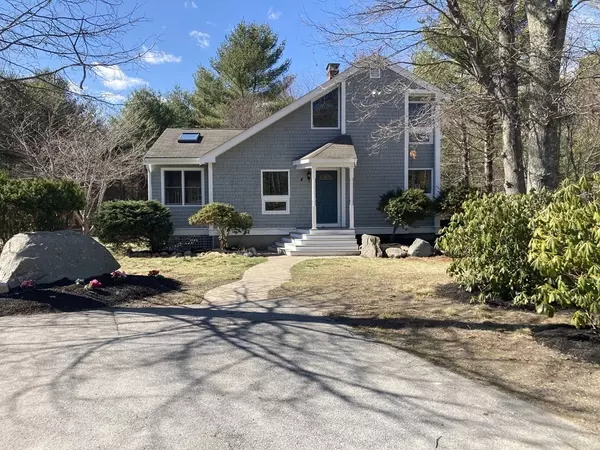 4 Joshua Lane, Lakeville, MA 02347