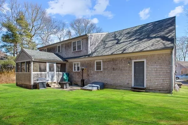 Barnstable, MA 02655,127 Sturbridge Drive