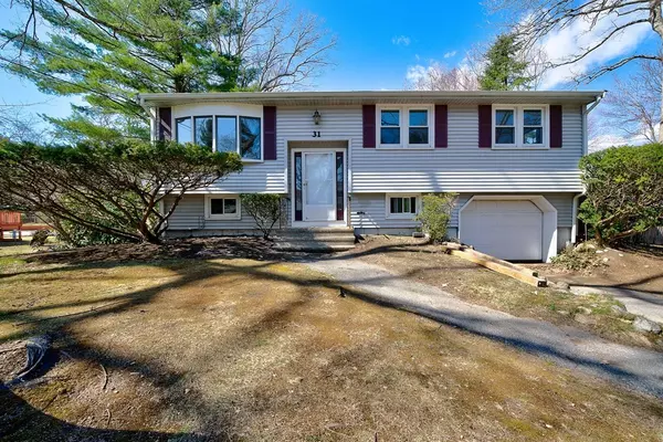 31 Forest Park Ave, Billerica, MA 01862