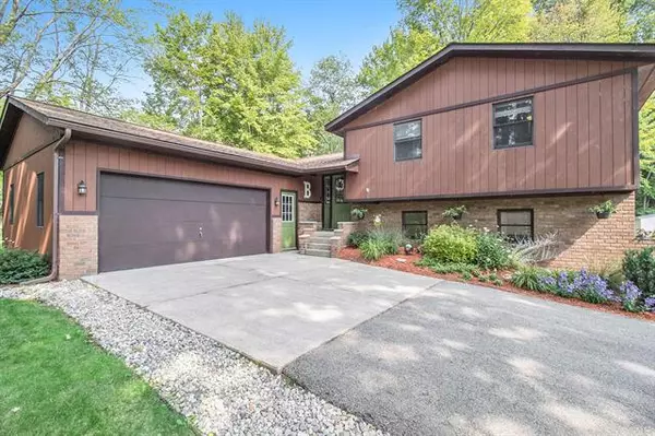 14933 Leonard Road, Spring Lake Twp, MI 49456