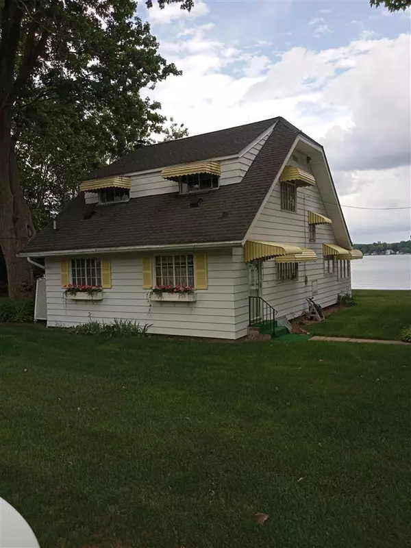 Clarklake, MI 49234-,8844 N SHORE DR