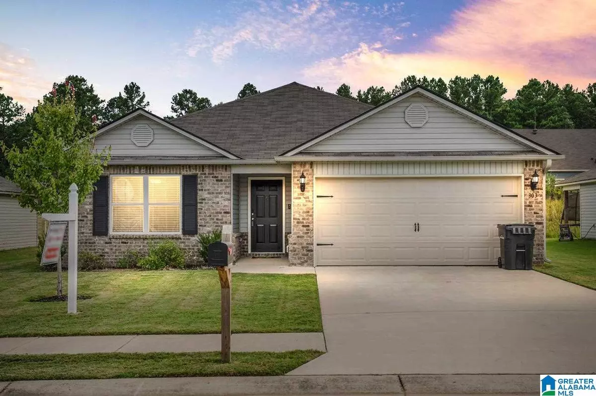 Calera, AL 35040,303 MAGGIE WAY