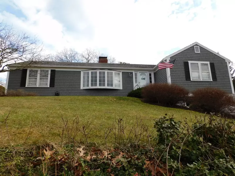 11 Leeward Run, Yarmouth, MA 02664