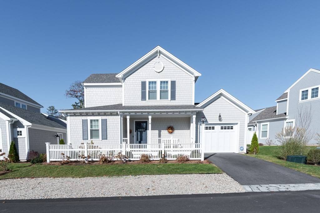 56 Cottage Lane, Mashpee, MA 02649
