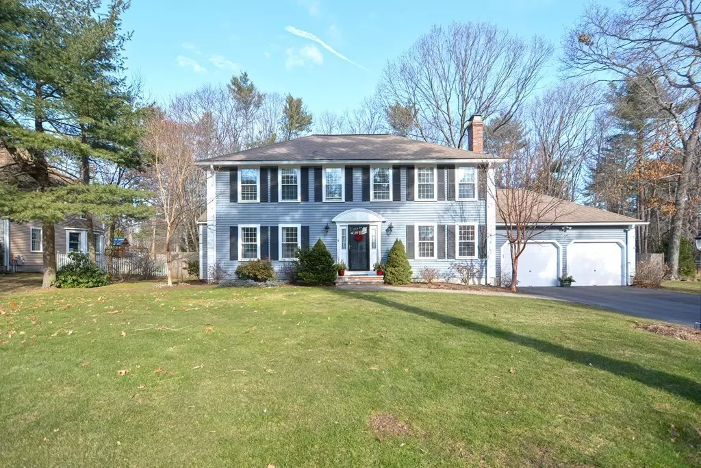 Medfield, MA 02052,8 Fieldstone Dr