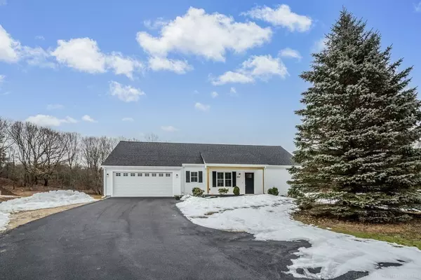 Blackstone, MA 01504,40B Elm Street