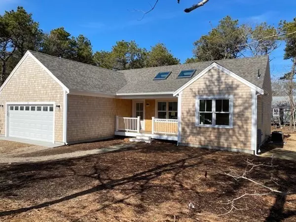 55 Fairview Ave, Eastham, MA 02642