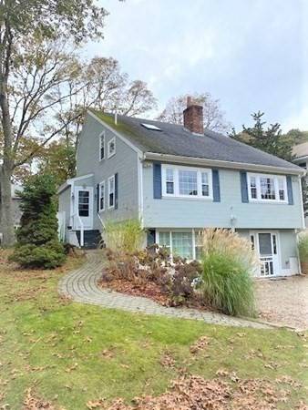 15 Pocahontas Rd, Bourne, MA 02559