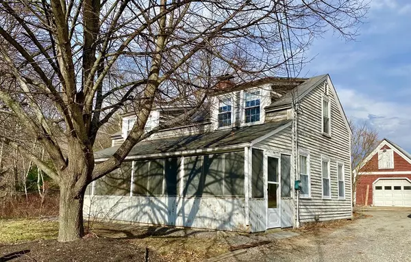 93 Main St, Townsend, MA 01469