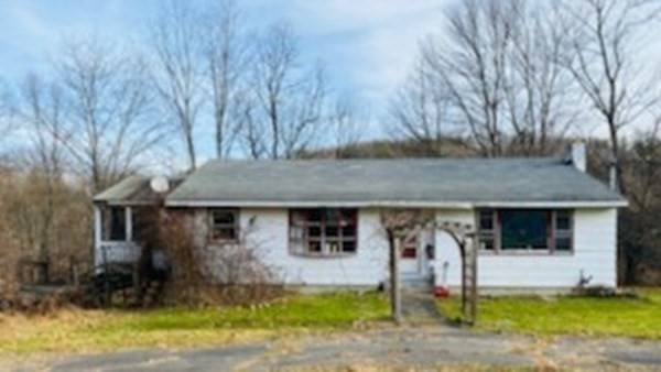 1 Center Rd, Gill, MA 01354