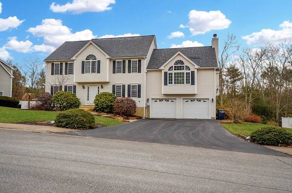 16 Preserve Way, Sturbridge, MA 01566