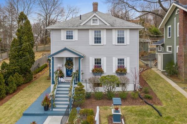 44 Hillside Ave, Quincy, MA 02170