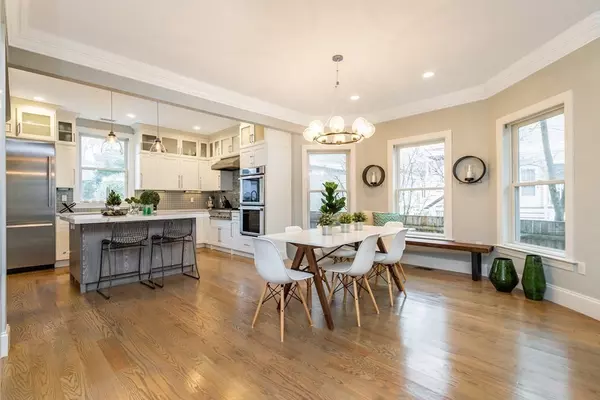 Brookline, MA 02446,8 Manton Terrace