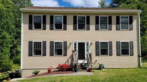 119 Lesnyk Rd, Goffstown, NH 03045