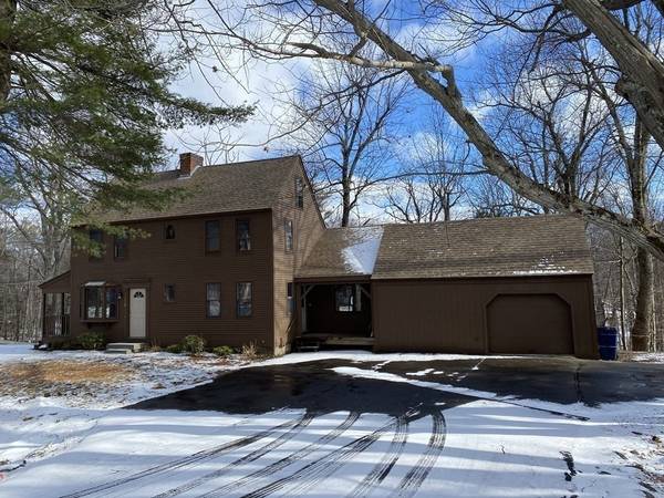 326 Mountain Road, Princeton, MA 01541