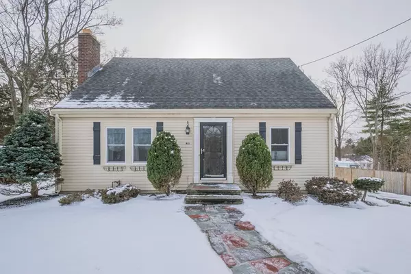 41 Walnut St, Saugus, MA 01906