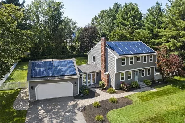 34 Colonial Dr, Leominster, MA 01453