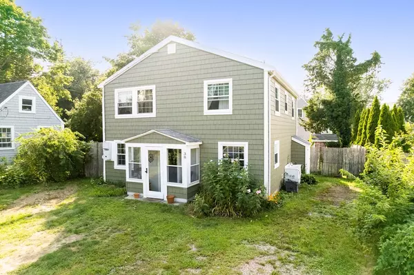 38 Cedar Ln, Kingston, MA 02364