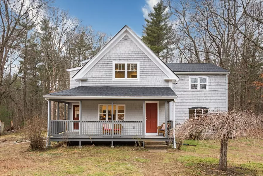 87 Glenwood Pl, Hanson, MA 02341