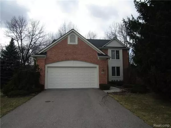 7060 QUAIL RUN, West Bloomfield Twp, MI 48323