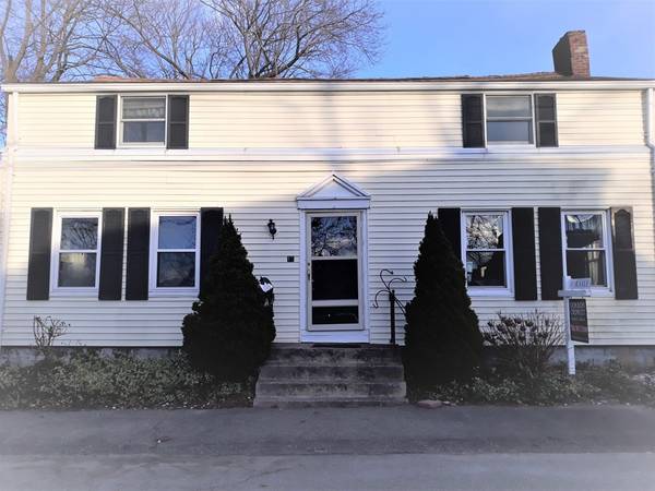 15 Moulton St, Randolph, MA 02368