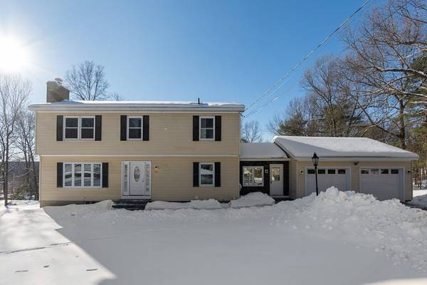 36 Legate Hill Rd, Sterling, MA 01564