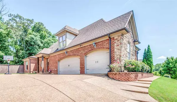 Lakeland, TN 38002,4710 MAPLE FOREST DR