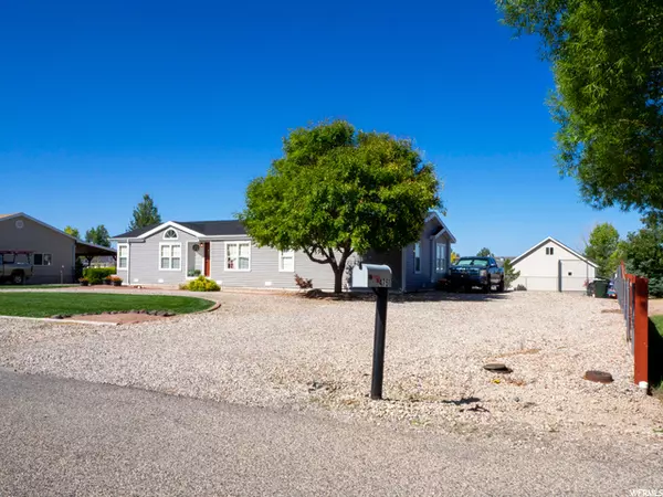 Enoch, UT 84721,4751 N TUMBLEWEED DR