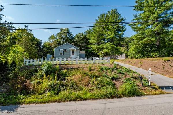 Shirley, MA 01464,8 Catacunemaug Rd