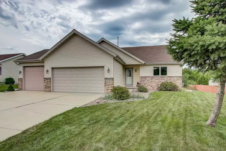 506 Tanglewood Dr, Deforest, WI 53532