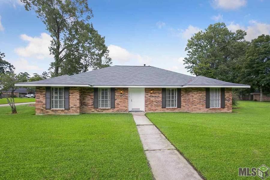 17534 ABUNDANCE DR, Greenwell Springs, LA 70739