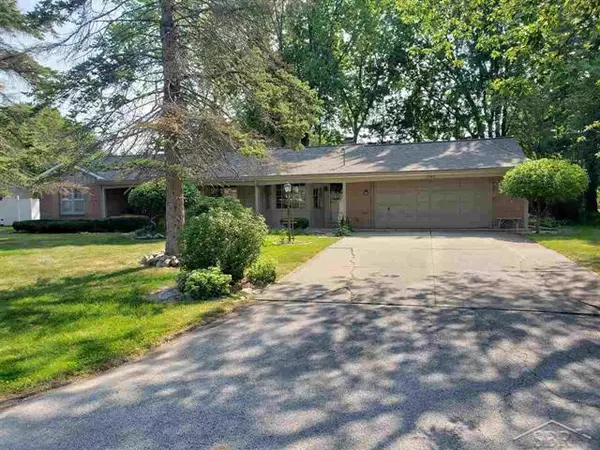 1740 VAN WAGONER, Saginaw, MI 48638