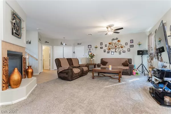 Henderson, NV 89011,796 Golden Sedum Drive