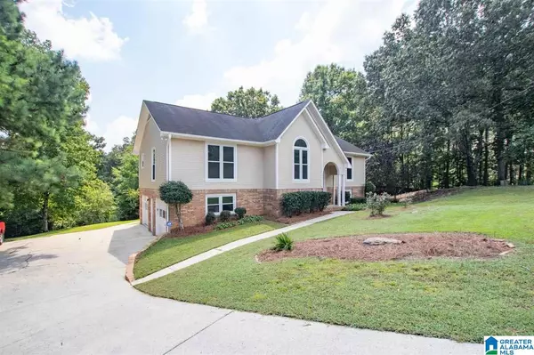 Hoover, AL 35244,300 RUSSET COVE CIRCLE