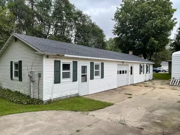 Pardeeville, WI 53954,524 W Chestnut St