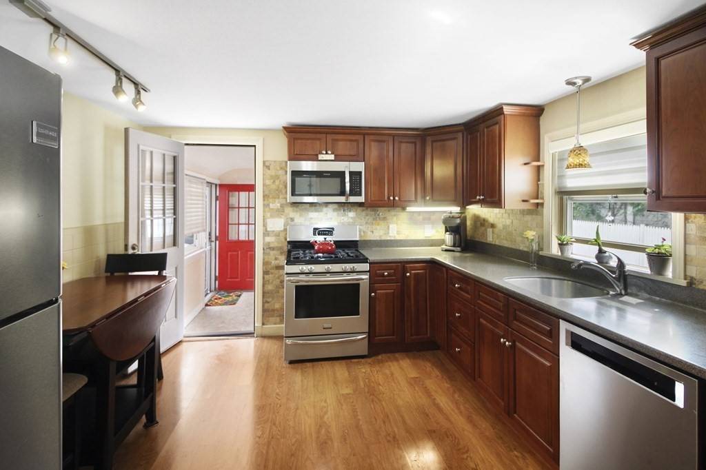 Milton, MA 02186,29 Guilford Rd