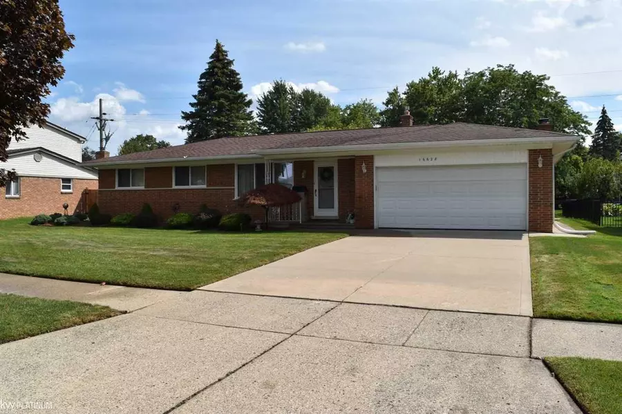 16628 Grillo, Clinton Township, MI 48038