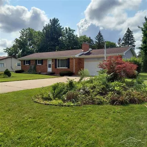 3615 SEVILLE LANE, Saginaw, MI 48604