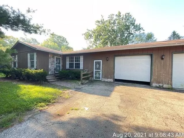 2799 W Territorial Road, Rives Junction, MI 49277