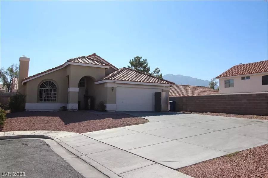 2714 Desert Stream Court, Las Vegas, NV 89156